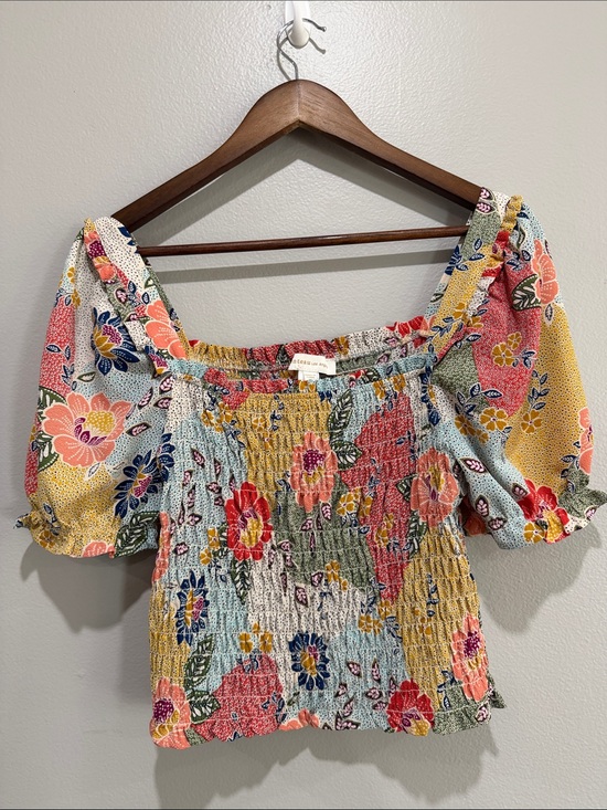 Monteau Los Angeles Tops - Monteau Los Angeles Smocked Floral Sleeve Blouse size XL